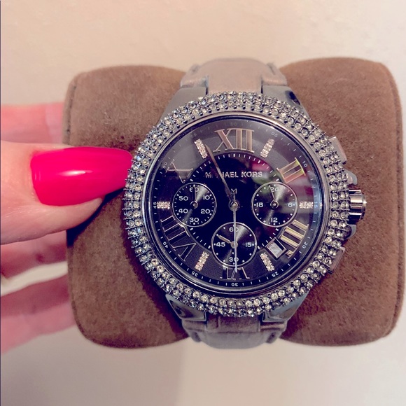 Grey MK watch. Leather band. Diamond bezel. - Picture 1 of 1